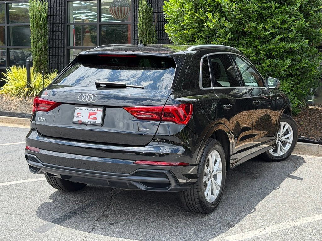 Used 2021 Audi Q3 2.0T Premium w/ Convenience Package AWD/4WD image 12