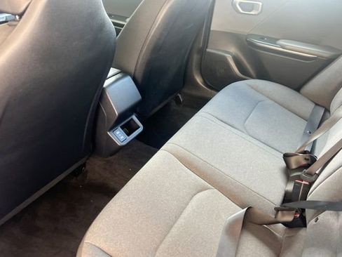 Used 2025 Kia K4 image 14