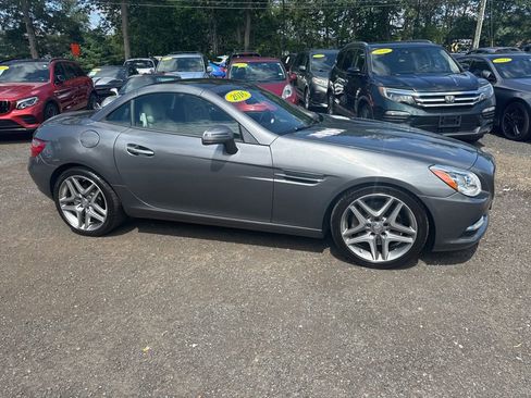 Used 2016 Mercedes-Benz SLK 300 image 10