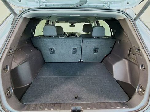 Used 2024 Chevrolet Equinox LT image 26