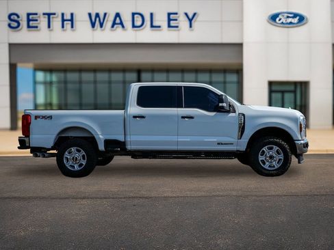 Used 2025 Ford F250 XLT w/ FX4 Off-Road Package AWD/4WD image 8