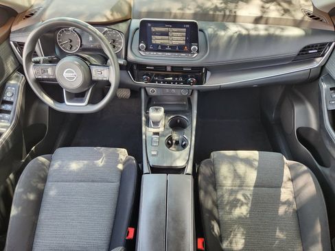 Used 2021 Nissan Rogue SV FWD image 19