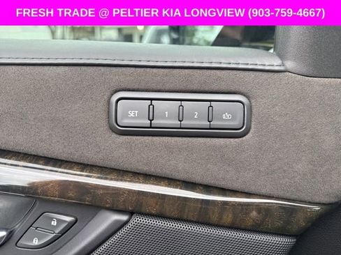 Used 2019 Cadillac Escalade ESV Platinum image 12