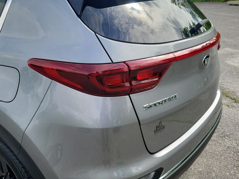 Used 2022 Kia Sportage LX w/ LX AWD Value Edition Package image 11