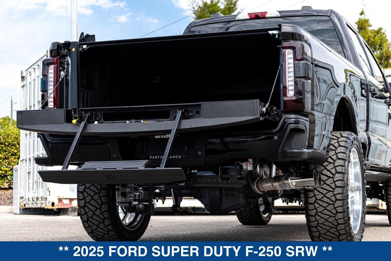 New 2025 Ford F250 Lariat w/ Lariat Ultimate Package AWD/4WD image 41