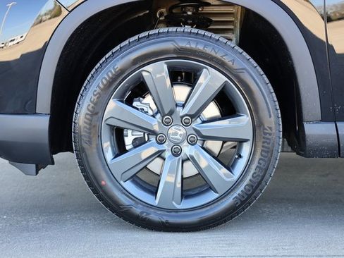 New 2026 Honda Pilot Sport image 9