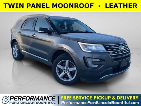 Used 2017 Ford Explorer XLT w/ Equipment Group 202A image 1