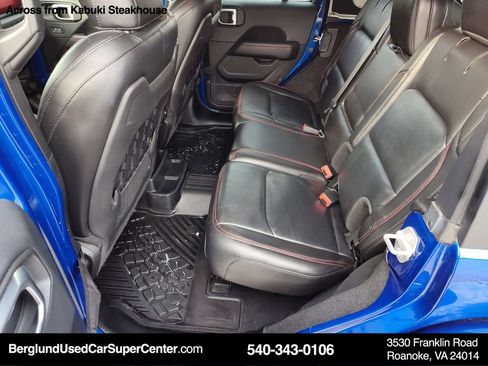 Used 2019 Jeep Wrangler Unlimited Rubicon image 12