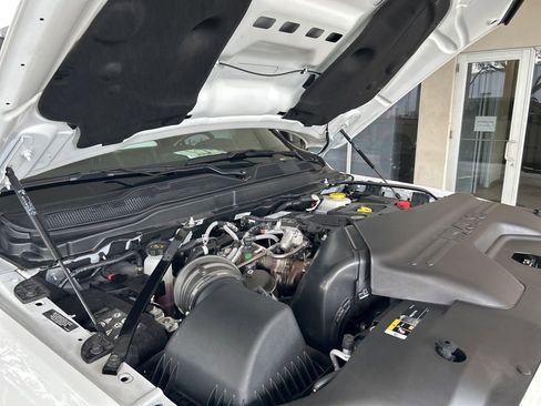 New 2025 RAM 2500 Limited image 15