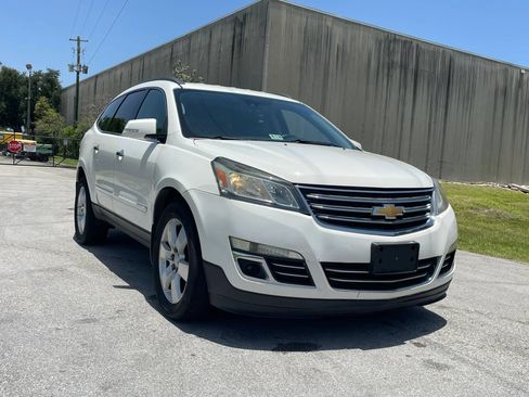 Used 2014 Chevrolet Traverse LTZ AWD/4WD image 3