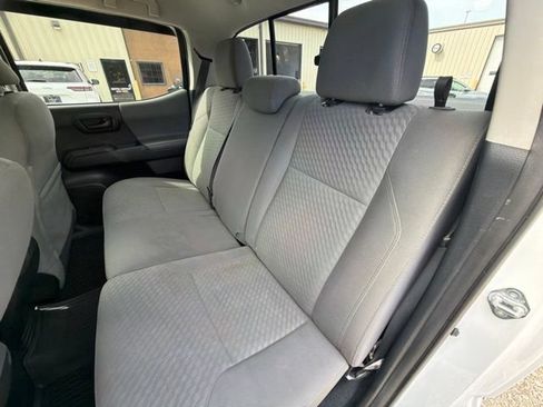 Used 2020 Toyota Tacoma SR AWD/4WD image 16