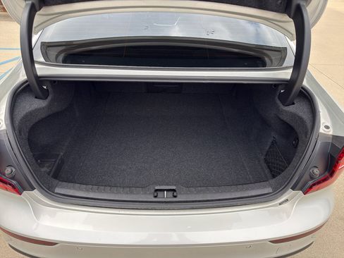 Used 2019 Volvo S60 T5 Inscription image 15