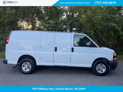 Used 2018 Chevrolet Express 3500 w/ Driver Convenience Package