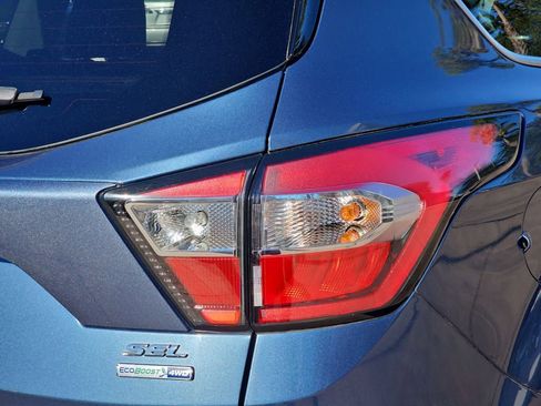 Used 2018 Ford Escape SEL image 41