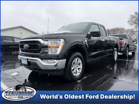Used 2022 Ford F150 XLT image 1