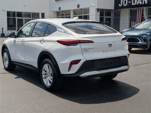 New 2025 Buick Envista Preferred image 6