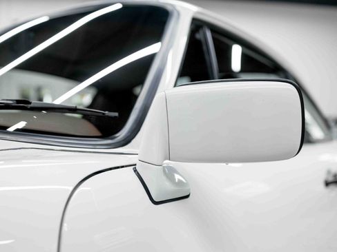 Used 1989 Porsche 911 Carrera RWD image 30