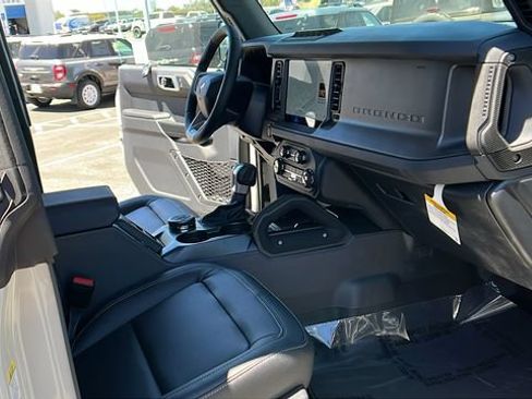 New 2026 Ford Bronco Badlands AWD/4WD image 12