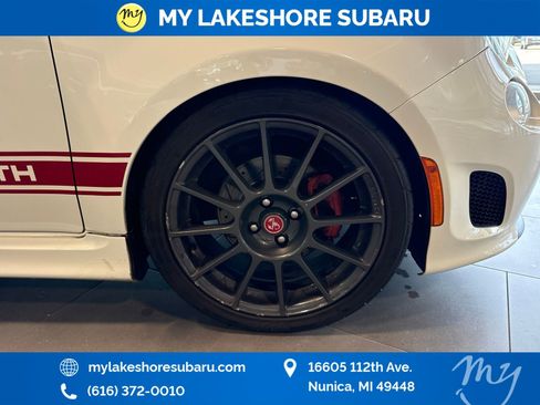 Used 2013 FIAT 500 Abarth w/ Comfort/Convenience Group FWD image 12