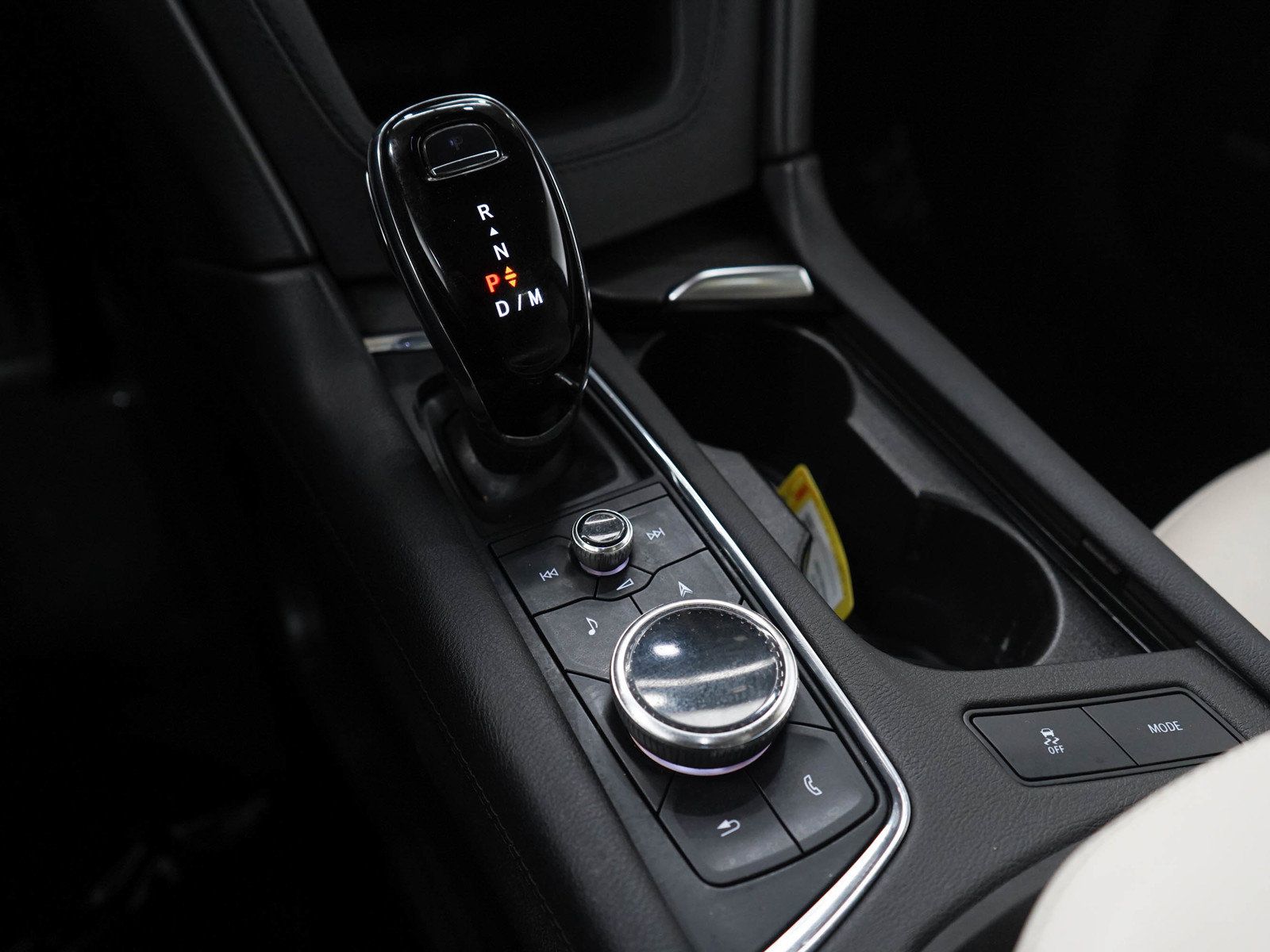 Used 2020 Cadillac XT6 Premium Luxury FWD image 28