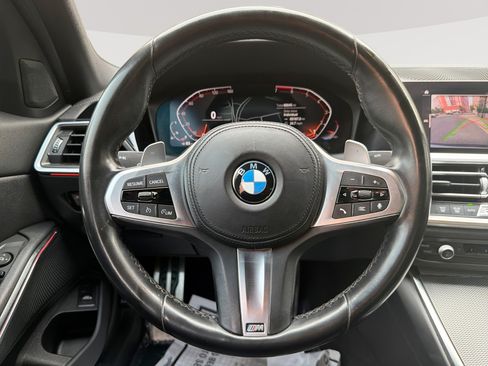 Used 2021 BMW 330i Sedan w/ M Sport Package RWD image 11