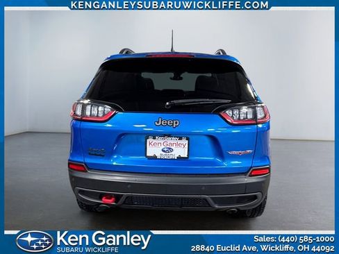 Used 2021 Jeep Cherokee Trailhawk AWD/4WD image 4