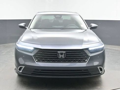 Used 2023 Honda Accord Touring image 3