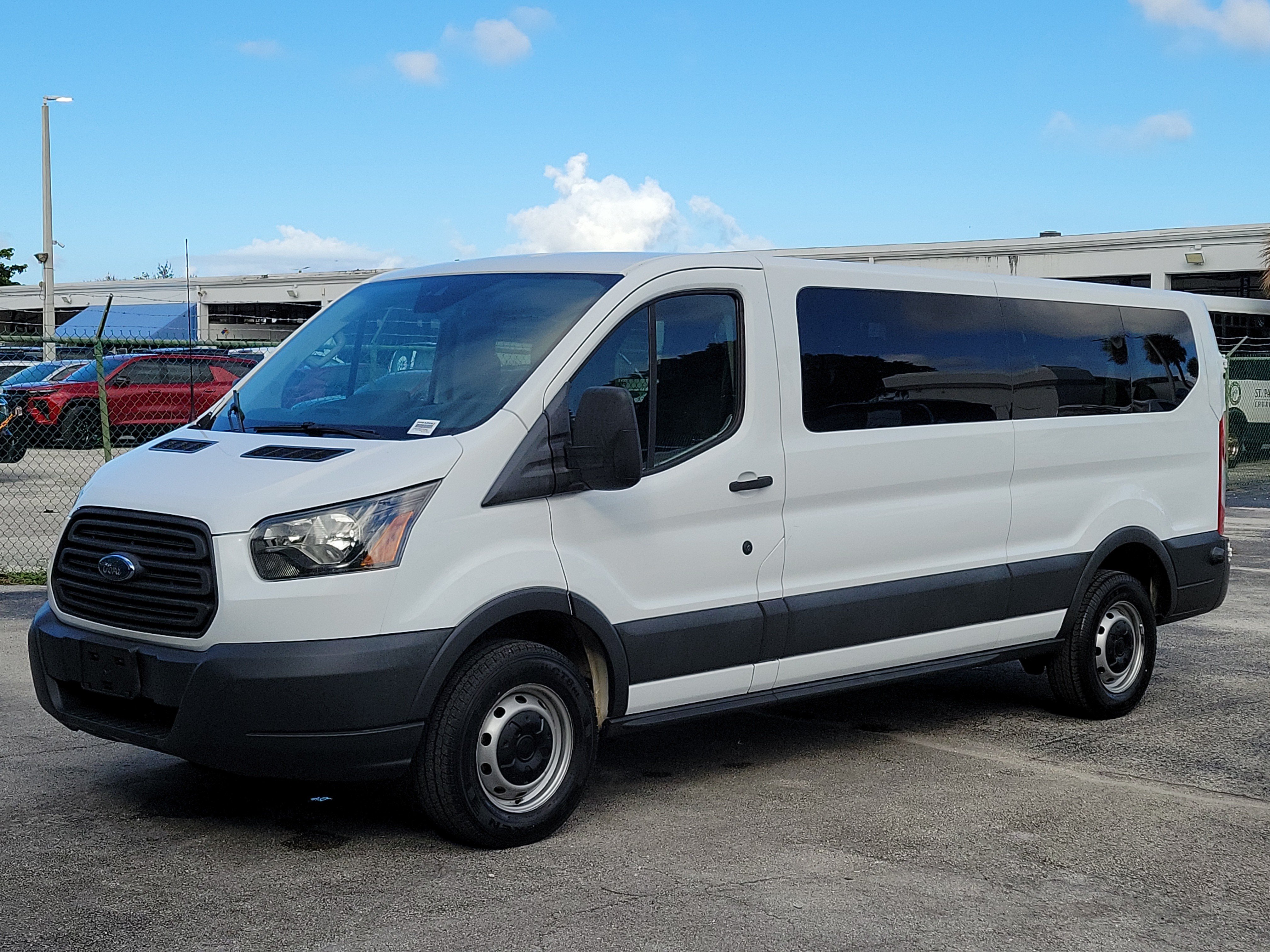 Used 2018 Ford Transit 350 XL RWD image 7
