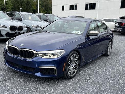 Used 2018 BMW M550i xDrive image 3