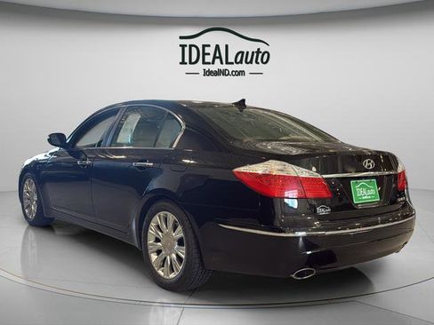 Used 2009 Hyundai Genesis 3.8 w/ Technology Pkg 4 RWD image 6