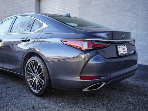 Used 2023 Lexus ES 350 w/ Premium Package image 12
