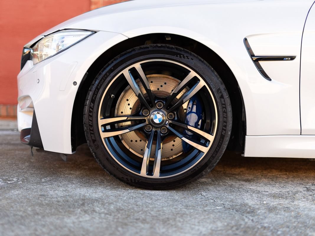 Used 2016 BMW M3 w/ Executive Package RWD image 11