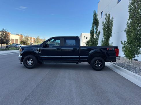 Used 2021 Ford F250 XL w/ STX Appearance Package AWD/4WD image 4