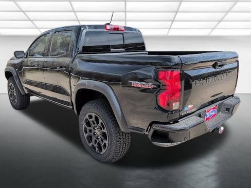 New 2026 Chevrolet Colorado Trail Boss AWD/4WD image 2