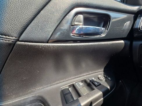Used 2014 Honda Accord Sport image 30