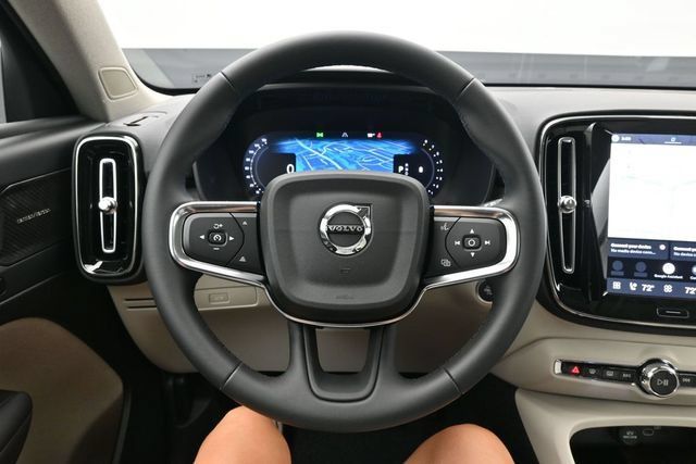 New 2026 Volvo XC40 B5 Ultra w/ Protection Package Premier AWD/4WD image 24
