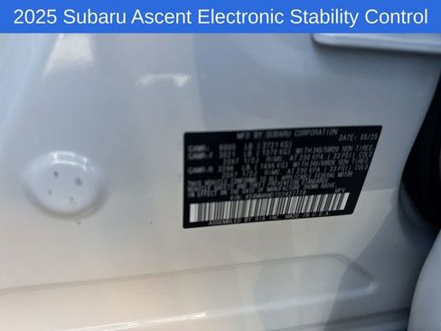 Certified 2025 Subaru Ascent Bronze Edition w/ Onyx Package AWD/4WD image 30