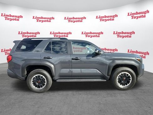 Used 2025 Toyota 4Runner TRD Off-Road Premium image 23