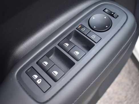 Used 2024 Hyundai Santa Fe SEL FWD image 20