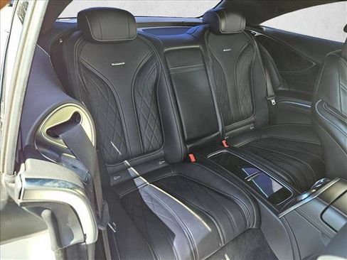 Used 2016 Mercedes-Benz S 63 AMG 4MATIC Coupe image 19