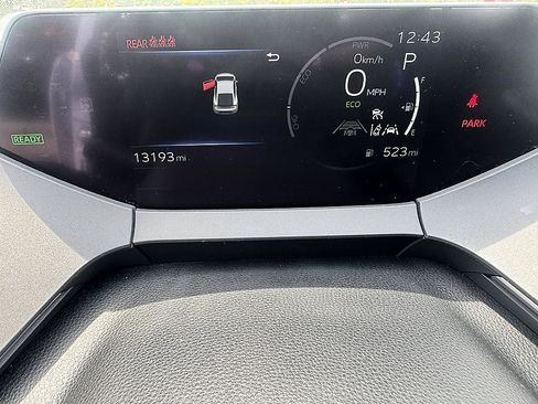 Certified 2025 Toyota Prius LE FWD image 13