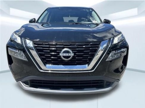Used 2022 Nissan Rogue SV AWD/4WD image 2