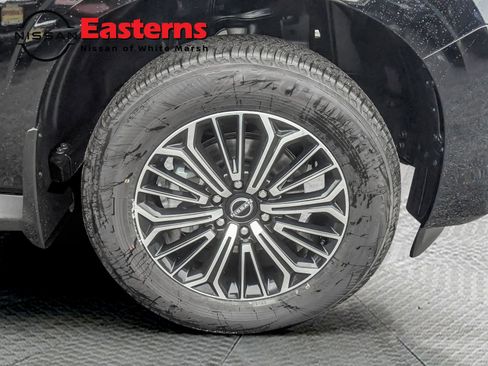 New 2026 Nissan Armada SL w/ Captain's Chari Seat Package AWD/4WD image 26