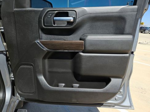 Used 2020 Chevrolet Silverado 1500 LT w/ Texas Edition image 28