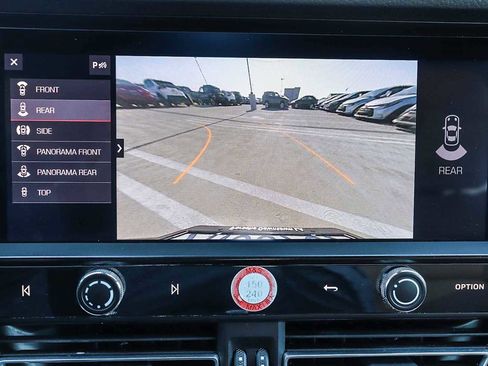 Used 2024 Porsche Macan image 37