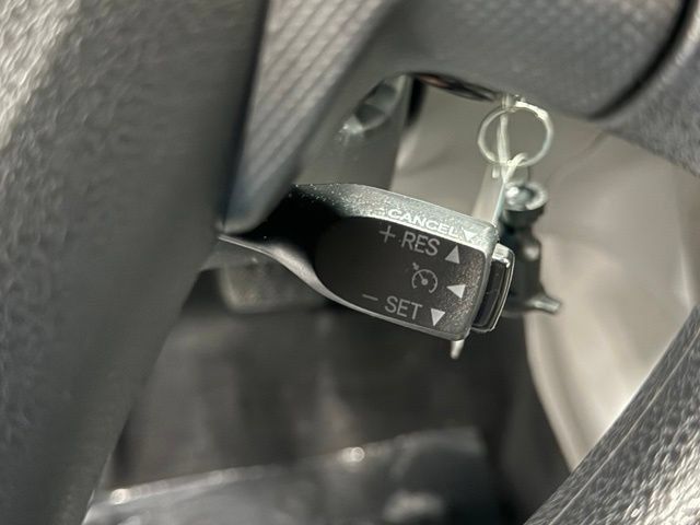 Used 2013 Toyota Corolla L FWD image 12