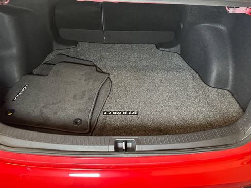 Used 2021 Toyota Corolla SE w/ Carpet Mat Package (TMS) FWD image 21