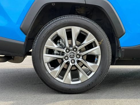 Used 2019 Toyota RAV4 XLE Premium w/ All Weather Liner Package AWD/4WD image 47