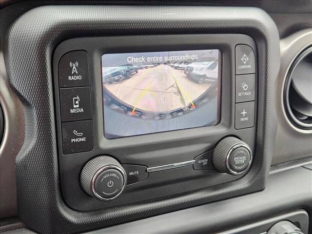 Used 2021 Jeep Wrangler Unlimited Sport AWD/4WD image 11