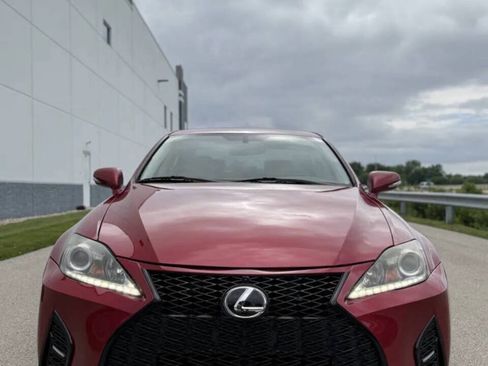 Used 2012 Lexus IS 250 w/ Premium Pkg Value Edition RWD image 2